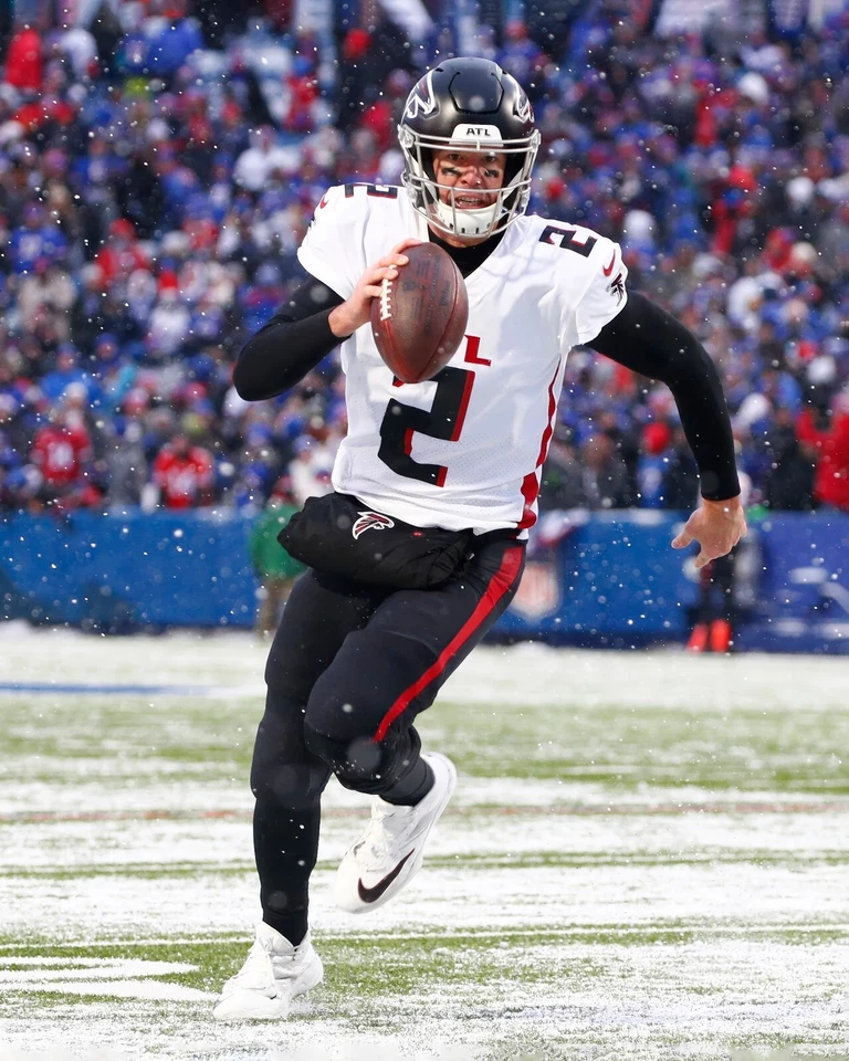 Matt Ryan #2 亚特兰大猎鹰队 NFL 8"X10" 光面照片打印 14-全新无标签 — 第 1/1 张图片