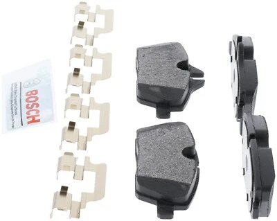 Полуметаллические передние тормозные колодки Bosch QuietCast для 2007-2023 Mini Cooper - Изображение 1 из 4