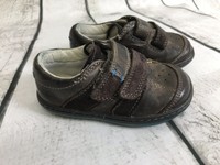 clarks dinosaur school shoes