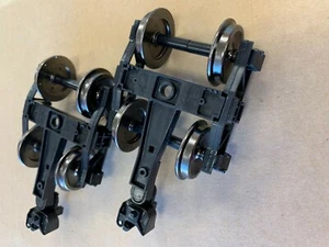 2 BACHMANN G-SCALE Standard FREIGHT TRUCKS w 31mm METAL WHEELS, Knuckle Couplers - Picture 1 of 3