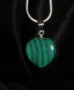 Malachit Stein Anhänger Schlangenkette Halskette Heilschmuck Persönliche Kraft - Bild 1 von 12