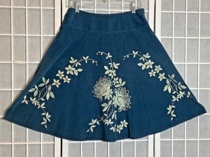 Falda circular Talbots verde azulado pana cintura en yugo marfil pintada flores cuentas talla 6 - Imagen 1 de 4