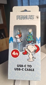 🎄 Peanuts USB-C Charging Cable - Snoopy Christmas Tree 4FT Data/Sync Cord - Picture 1 of 2