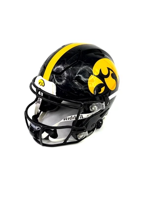 Auténtico equipo emitido Caden Crawford #97 Univ. Casco de fútbol americano Of Iowa Hawkeyes Foto 1 de 4