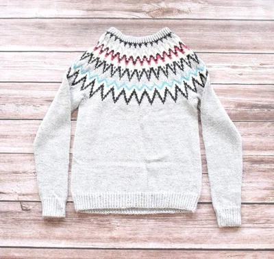 S 36 Damen Pullover Wolle Island isländisch grau blau rot handgestrickt - Bild 1 von 4