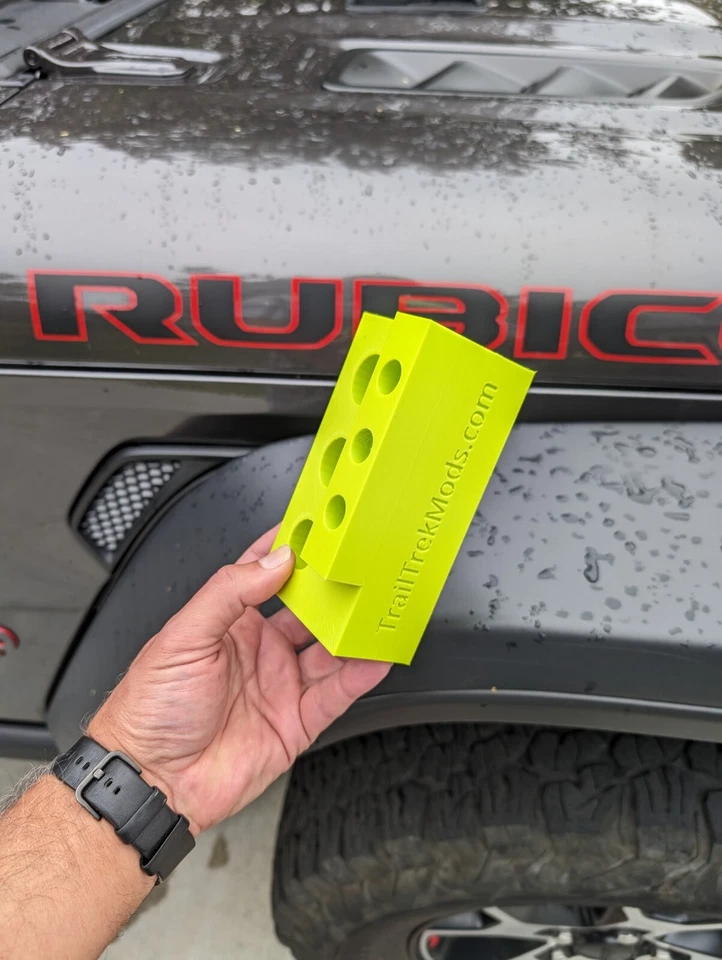 Устройство стопора задней двери TrailHold для Jeep Wrangler JL 2018-2025 - Изображение 1 из 4