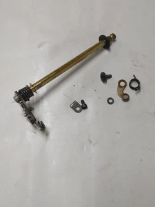 Palanca de cambios Triumph Tiger 955i 2005 transmisión T1190594 - Imagen 1 de 5