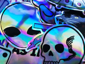 20 pegatinas de lámina reflectante de brillo metálico calavera alienígena calcomanías de teléfono #CT2 - Imagen 1 de 6