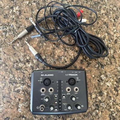 M-Audio M-Track Two 2 Channel USB Audio MIDI Interface and two related cables - Image 1 of 4