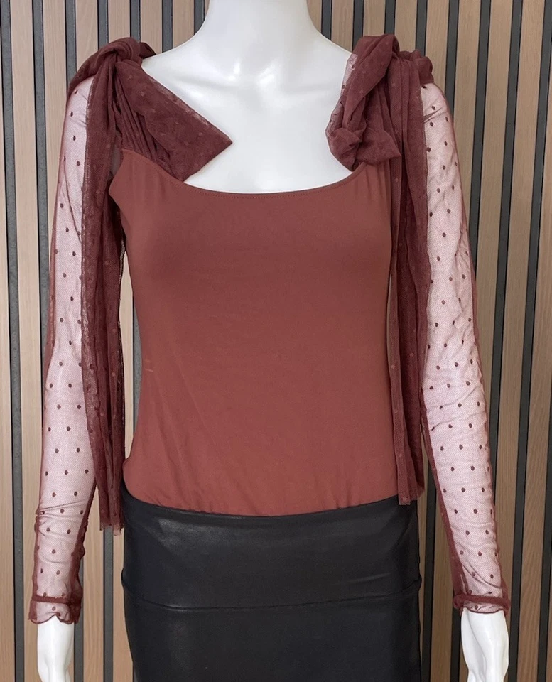 Body Free People Intimately Para Mujer M Marrón Lengua Atada Nylon Manga Transparente Foto 1 de 4