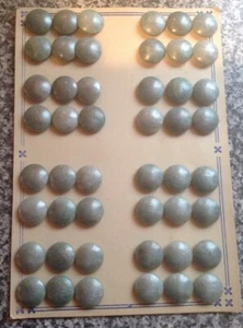 48 VINTAGE BAKELITE PHENOLIC PLASTIC GREY SILVER SKIRT COAT DRESS BUTTONS 18 mm - Picture 1 of 8