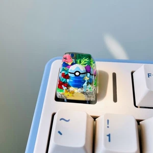 Pokeball Resin Keycap, Artisan Pokemon Dive ball keycap for mechanical keyboard - Picture 1 of 4