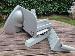 GRAEF Allesschneider EH-170T EDELSTAHL Brotschneidemaschine Aufschnittmaschine - Bild 1 von 2