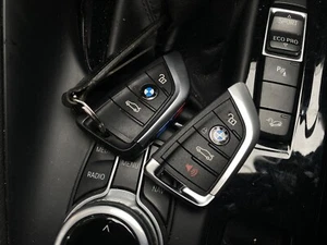 OEM G SERIES REMOTE SMART KEY FOR BMW F30 F31 F32 F80 F82 F15 F83 - Picture 1 of 2