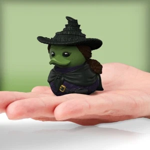TUBBZ MINI EDICIÓN PELÍCULA Wicked: Elphaba Thropp Duck Jeep - Imagen 1 de 6