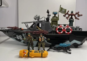 Chap Mei S.F. 2480 86 Toy Boat & Figures - Toys r Us Vintage Collectible - Picture 1 of 19