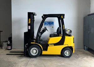 2013  Yale Triple Propane  Forklift GLP050 side shift - 200.8" - 4202  hours - Picture 1 of 14