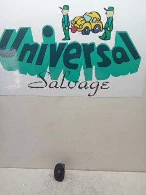 Interruptor de ventana trasera derecha SAAB 900 1998 Foto 1 de 4