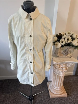 Chaqueta de Viaje Barbour Butter Cream Newmarket Para Mujer US 6 Gabardina Impermeable Foto 1 de 4