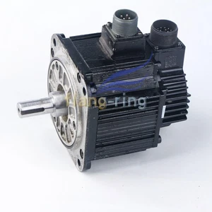 ONE Servomotore Yaskawa SGMGH-05ACA61 usato - Foto 1 di 6