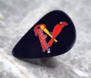MLB Cardinals Gitarren-Plektrum Revers-Pin oder Tie-Tack - Bild 1 von 2