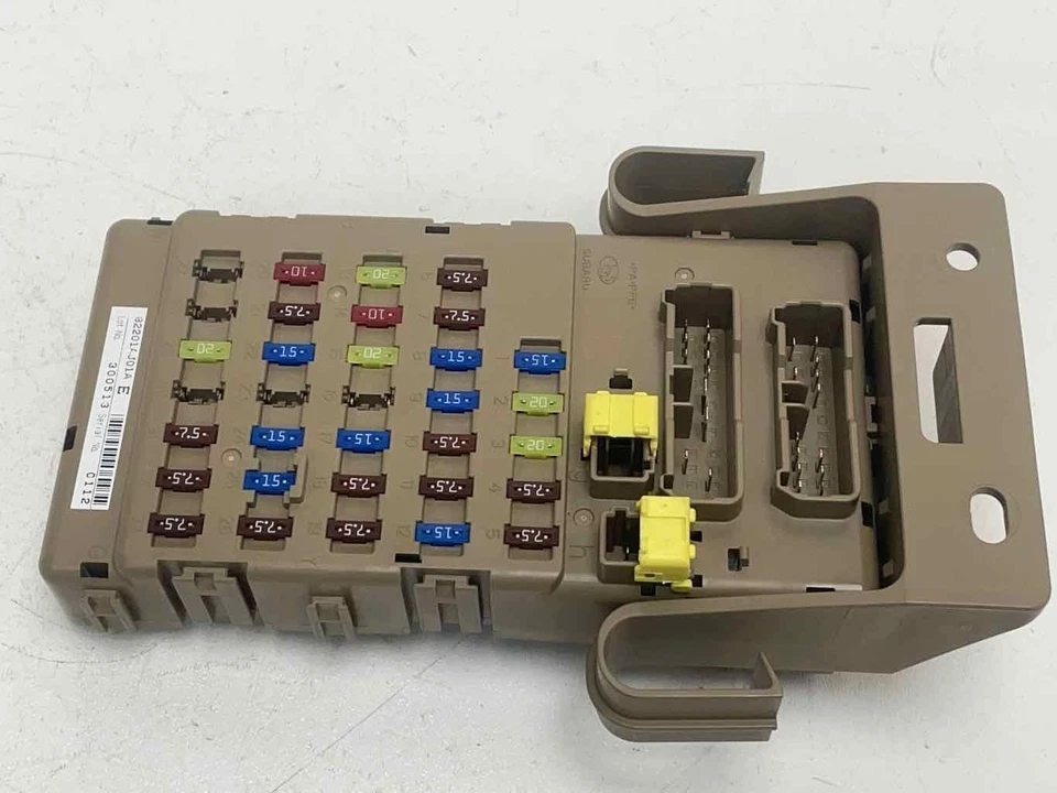 Cabin Fuse Relay Junction Box 82201AJ01A FITS 2014 Subaru LEGACY SW 2.5L - Image 1 of 4