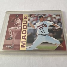 1994 Score Select Greg Maddux #2 Atlanta Braves Base Card Hall Of Fame HOF Cubs