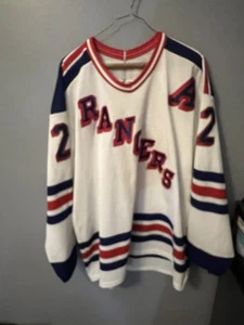 Vintage New York Rangers XL Maska White Blue Red NHL Hockey 90s Leetch Jersey - Picture 1 of 9