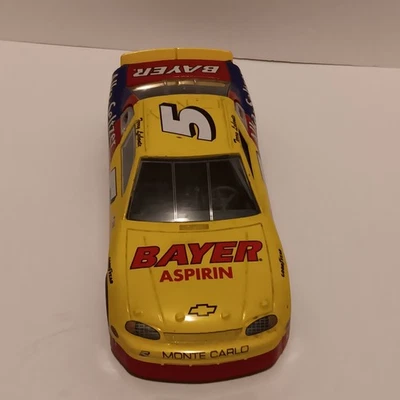 1996 Terry Labonte #5, 1:24 Diecast Bayer Aspirin Racing Champions, Used, - Image 1 of 4
