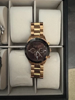 Michael Kors Men’s Watch Mk8247 Choronograph - Image 1 of 4