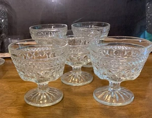 Anchor Hocking Wexford Pattern Glass Champagne/Tall Sherbet Set Of 5 Vintage - Picture 1 of 6