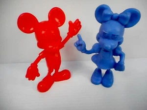 Lote de juguetes de figuras de plástico vintage de Louis Marx Walt Disney de los años 70 #2 - Imagen 1 de 3