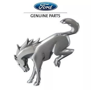 NEW OEM 2021-2024 Ford Bronco Tailgate Emblem Silver Bucking Bronco Pony Horse - Bild 1 von 7