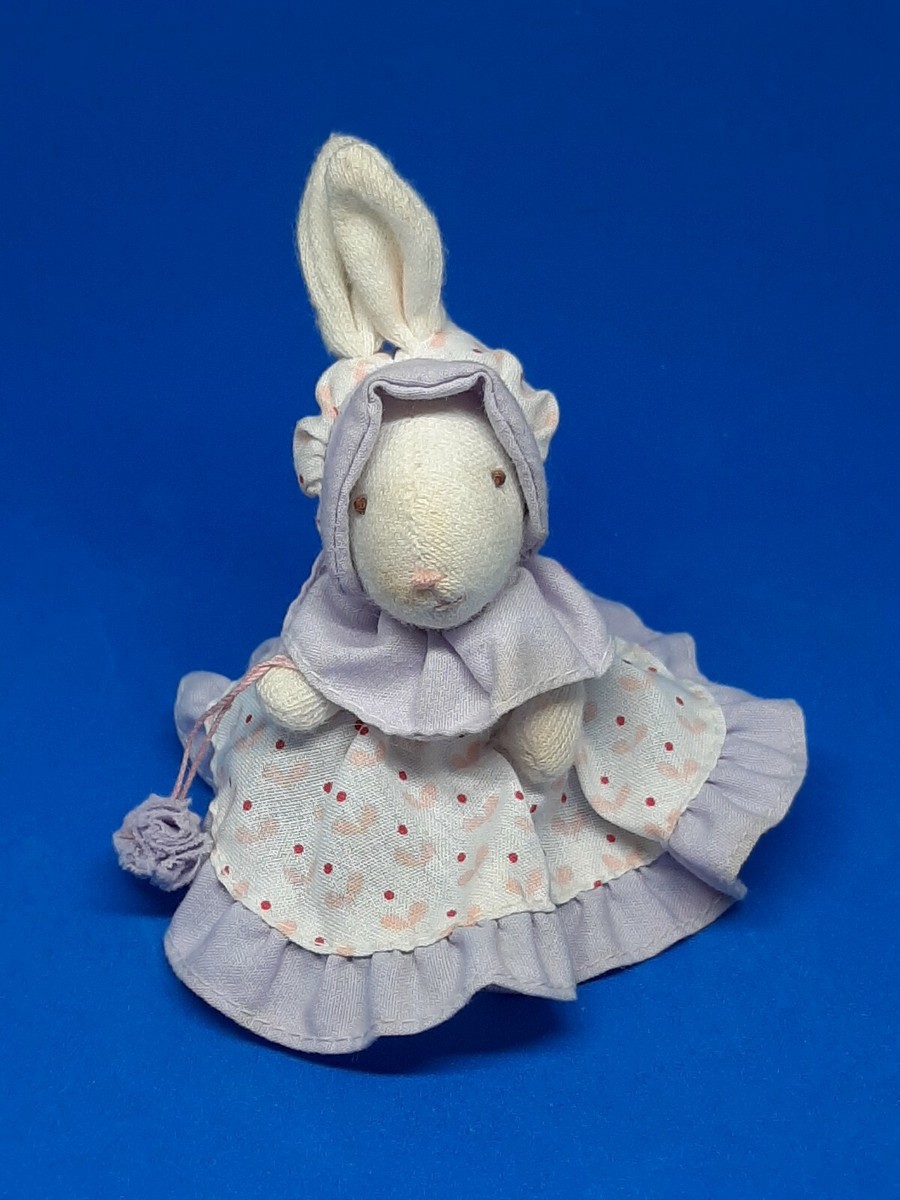 Dan Dee うさぎ　ぬいぐるみ Amazon.co.jp: Dandee Easter Bunny ダンディー バニー うさぎ