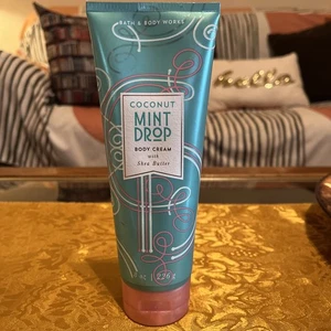 Bath & Body Works Kokosnuss-Minze-Tropfen 8 Oz. Körpercreme Sheabutter im Ruhestand - Bild 1 von 8