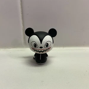 VAMPIRE TEDDY Disney THE NIGHTMARE BEFORE CHRISTMAS Funko Pint Size Heroes - Picture 1 of 3