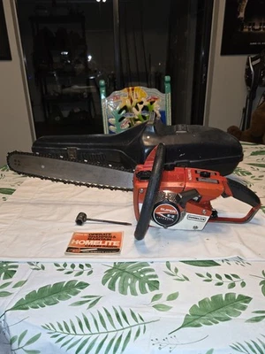 Motosierra automática Homelite Super EZ de colección + estuche NO FUNCIONA. COMO ESTÁ COMPLETO Foto 1 de 4