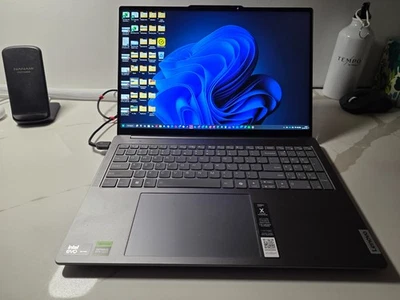 Lenovo Yoga Pro 9i 16" 2.8K OLED Ultra 9 RTX 5050 32GB RAM 1TB DDR5 Luna Grey - Image 1 of 4