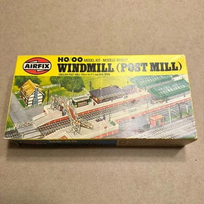 Airfix HO/OO Windmill Model Kit English Post Mill Scale 1:76 - Image 1 of 3