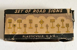 Plasticville Set of Road Signs(6)  O Scale Original Box 12-A Road Street Highway - Picture 1 of 9