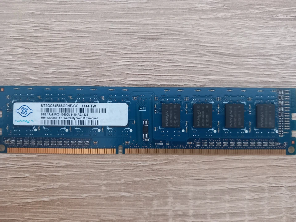 RAM DDR3 2 Gb - PC3 - 10600U - Nanya NT2GC64B88G0NF-CG 1144.TW - Image 1 of 1