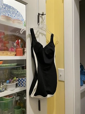 VINTAGE ROSE MARIE REID Black and white swim suit 12 - Image 1 of 4
