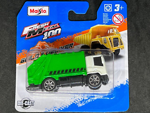 Maisto FRESH METAL 100 Collection Build & Deliver Green Garbage Truck