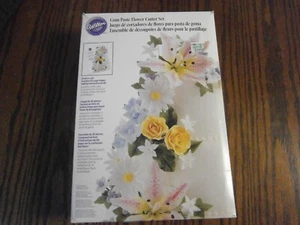 Nuevo Juego de Cortador de Flores de Goma Wilton en La Caja con 26 piezas - Imagen 1 de 9