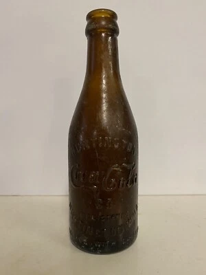 Botella Coca-Cola Ámbar Lado Recto Coca Cola Huntington WV West Virginia Carmel Foto 1 de 4