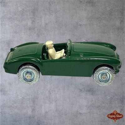 Vintage 1992 Moko Lesney Matchbox Series No. 19 Green MGA Sports Toy Car - Image 1 of 4