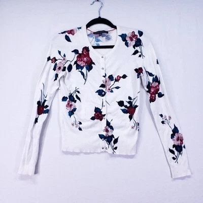 WHITE HOUSE BLACK MARKET CARDIGAN SWEATER Floral White Preppy Button Down Size S - Image 1 of 4