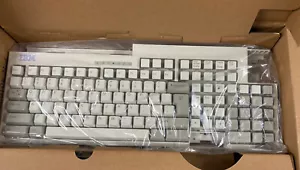 New IBM Model 93Y1161 Wired White Modular Keyboard with Complete Parts, No Lock - Picture 1 of 9