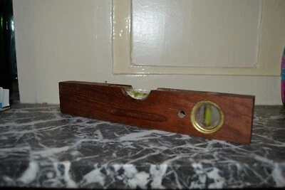 Ancien Niveau A Bulles En Bois - Photo 1/4