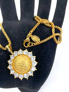 Collana con ciondolo testurizzato fiore Nolan Miller strass petali gioielli di design - Foto 1 di 6